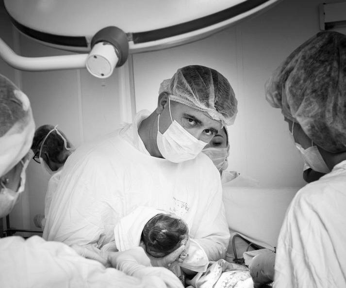 Саратовчанка стала многодетной мамой после сложной операции на матке